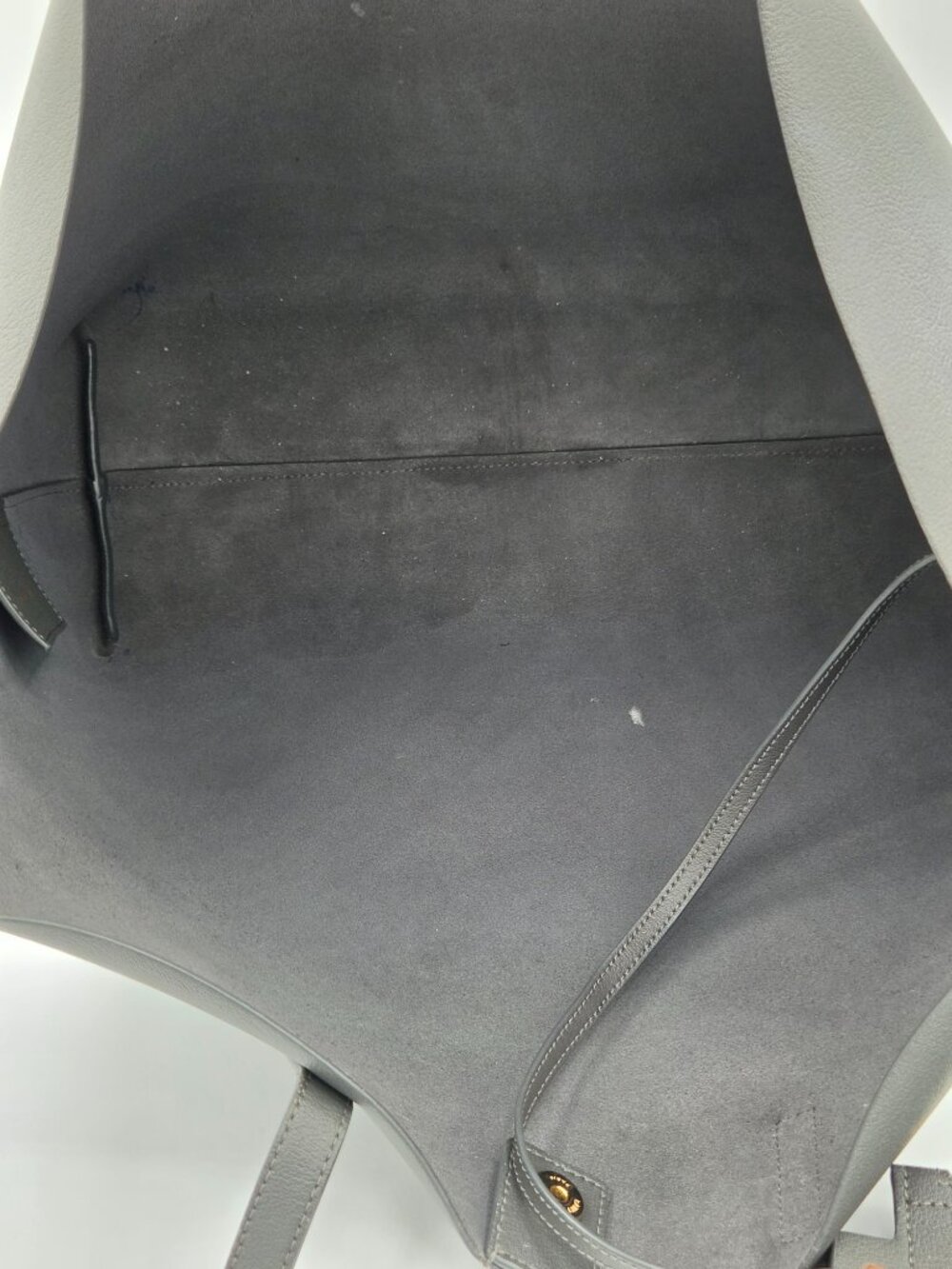 Saint Laurent East West Shopping Tote – Dark Gray Leather | Large Size - Picture 15 of 15
